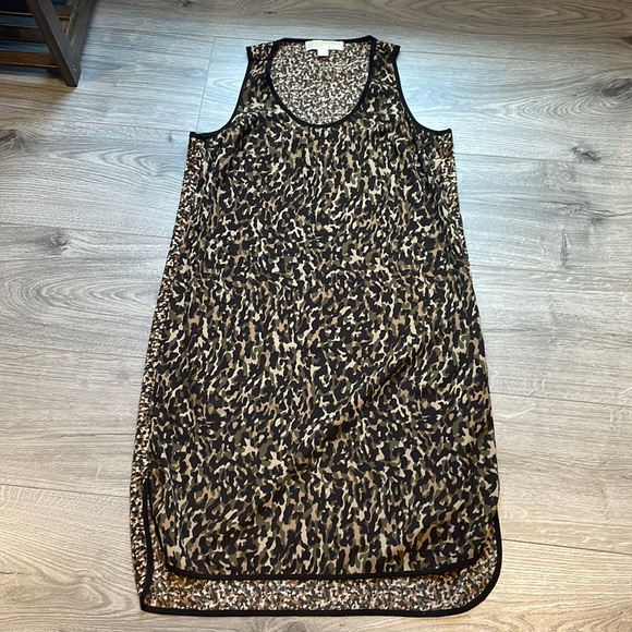 Michael Kors Slip Dress with Rounded bottom - Picture 4 of 7